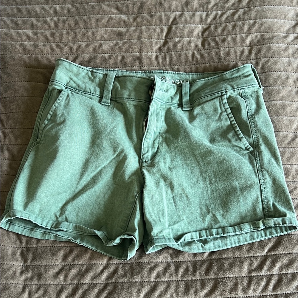 American Eagle Outfitters Women's Green Cargo Shorts